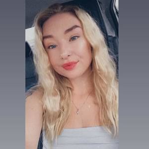 Meet your Posher, Delaney